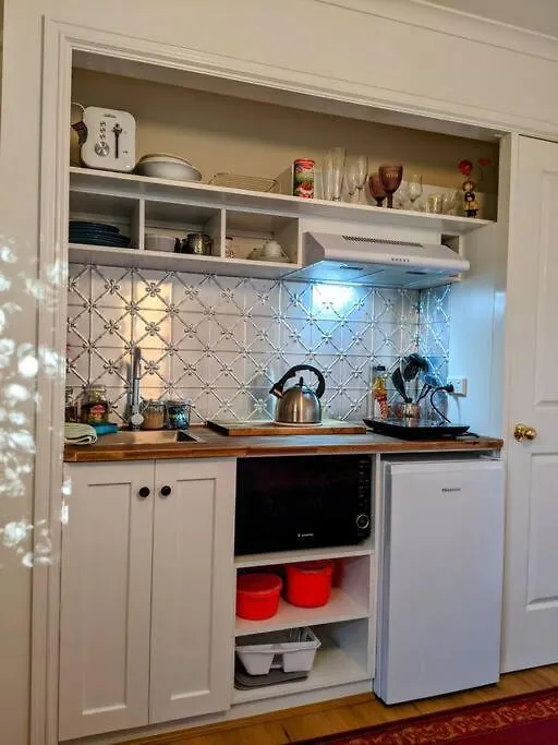 West Hobart Self Contained 2 Bedroom Studio Walk To Town Lägenhet